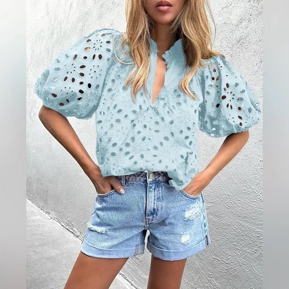 NWT Pretty Garden Eyelet Puff Sleeve Top • XL - Picture 1 of 12